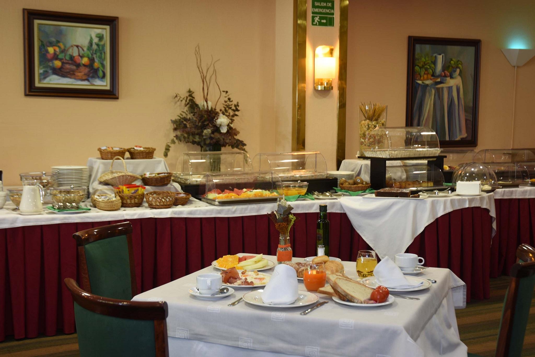 Hotel Rvhotels Tuca 4*