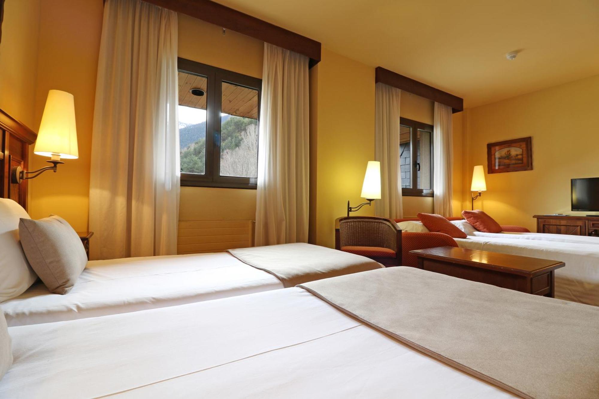 Hotel Rvhotels Tuca